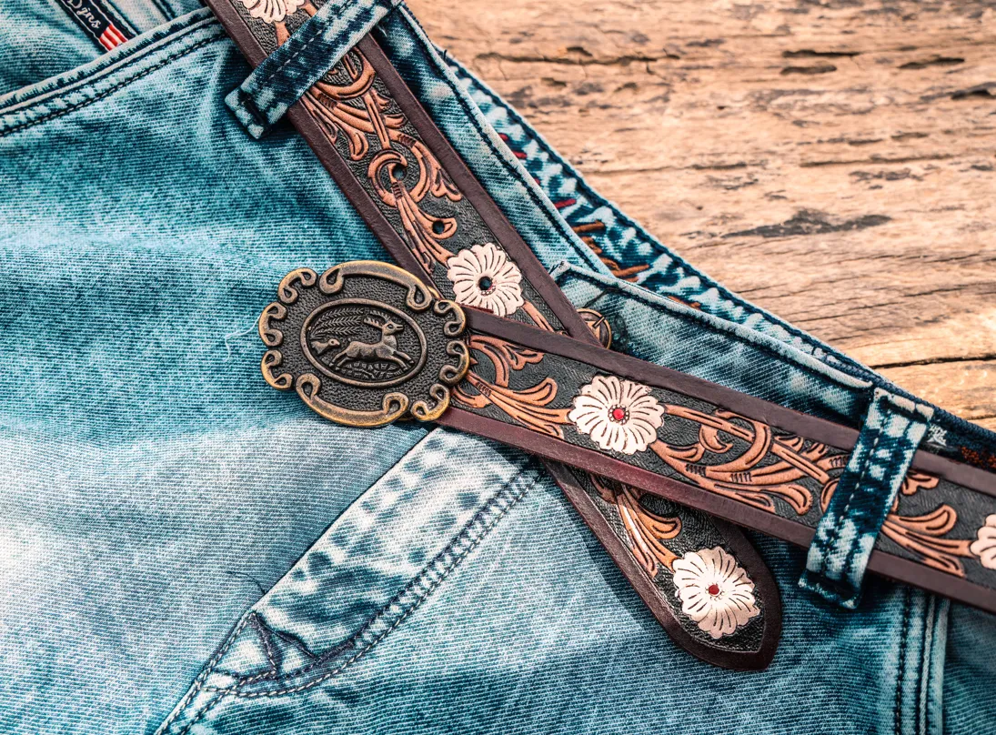Artisan Brown Leather Tooling Belt: Animal-Inspired Buckle and Floral Accents.Art: LB-801
