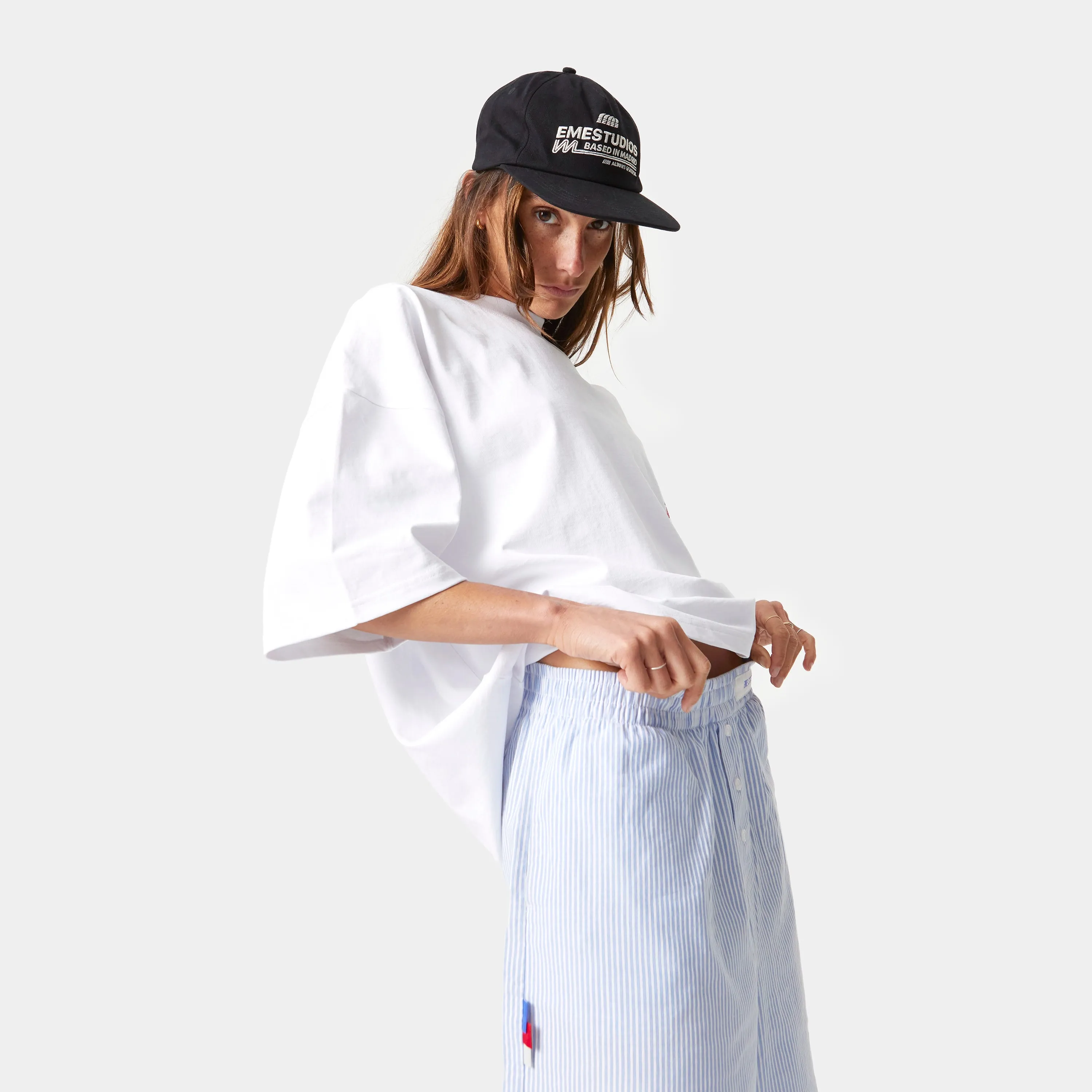 Daily News Pearl Oversized Tee