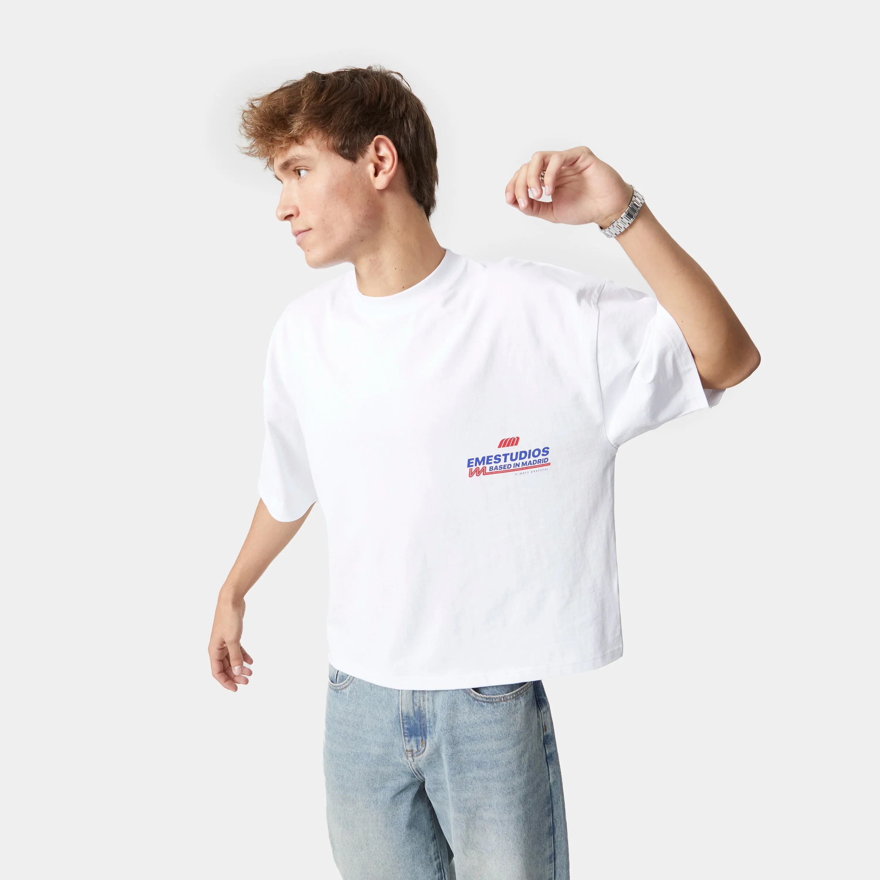 Daily News Pearl Oversized Tee