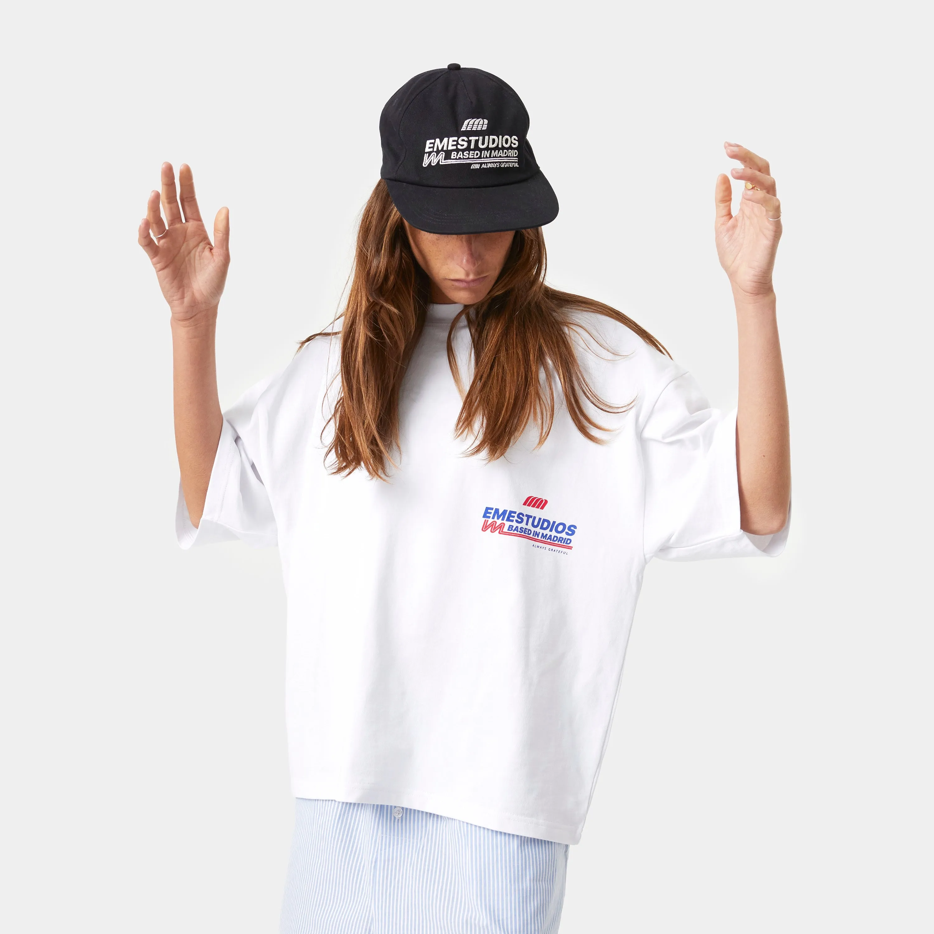 Daily News Pearl Oversized Tee