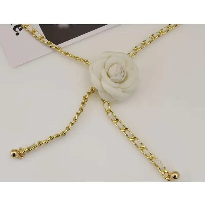 MetalChic Casual & Elegant Alloy-Buckle Metal Belt